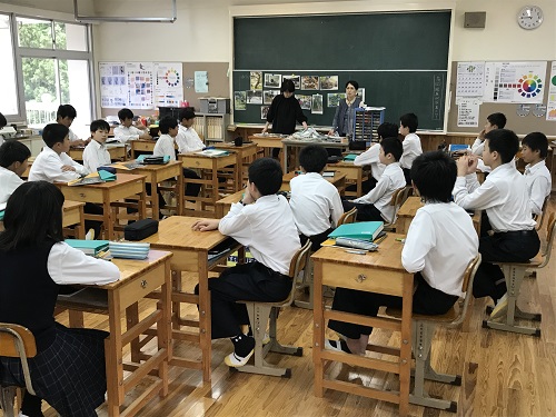 美術の授業　兵頭先生来校