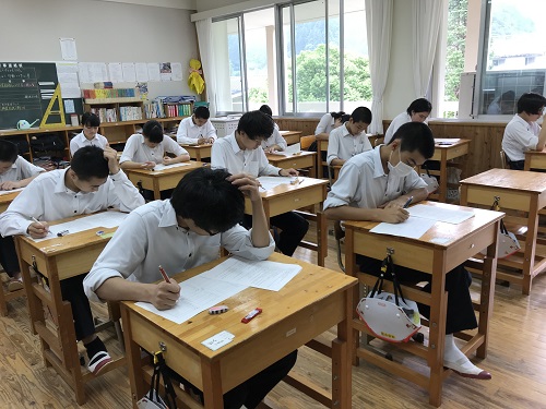 １学期期末テスト終わる