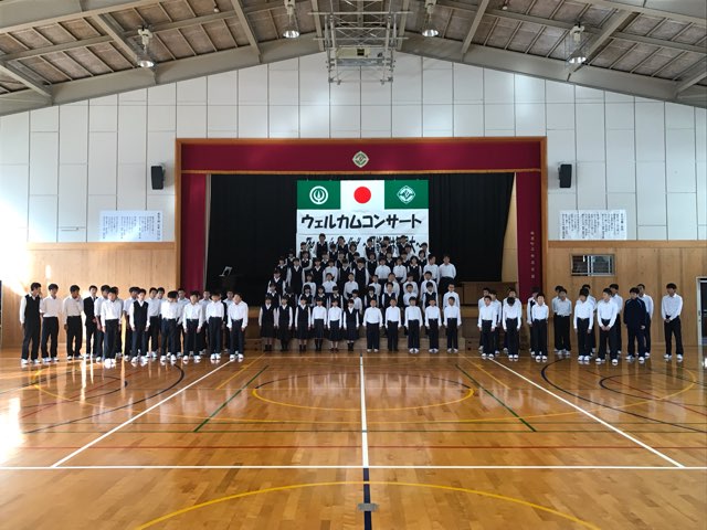 中学校集会    １０月２３日