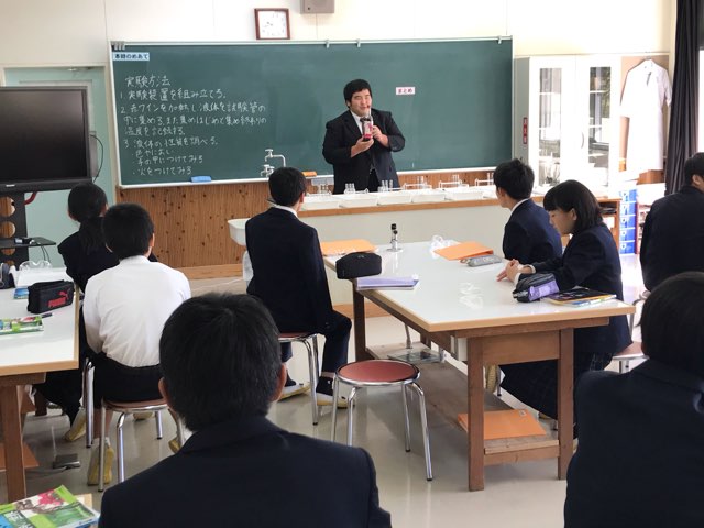 469DB1FA-55A8-4CF3-A9B1-F53E638B9D3B