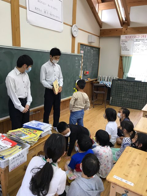 3C45380F-AF38-4F18-ABE3-A967A4FDE1A1