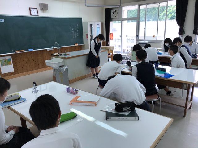 FC404DBA-579F-4F16-BB0F-86B8F90D7DA1