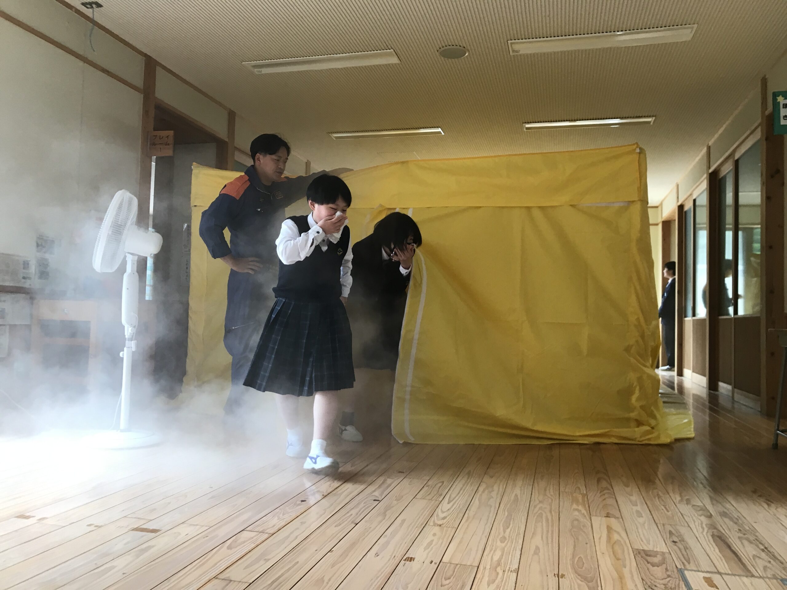 起震車・煙体験